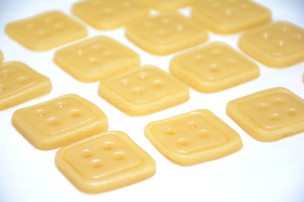 Galletas boton con crema de chocolate 