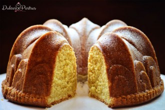 Bundt cake de limón