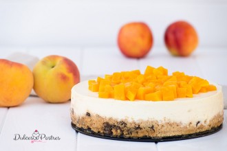 Tarta fría de melocotón y queso - Dulcespostres.com